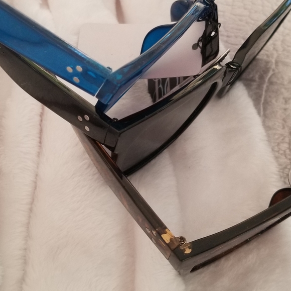 GLAM SUNNIES - Picture 4 of 5